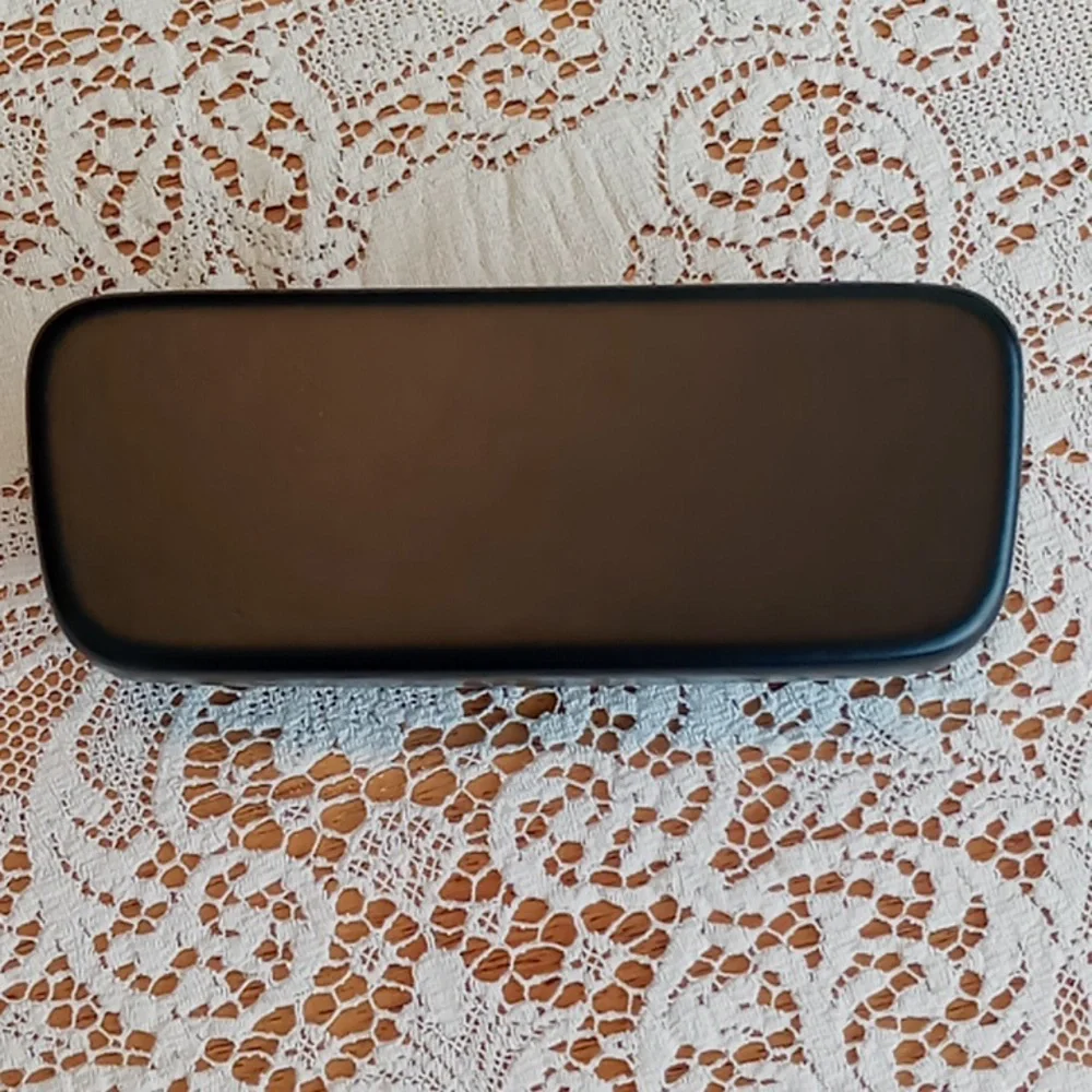 Diane Von Furstenberg Hard Shell Eye Glass Case Black With Hot Pink Lining